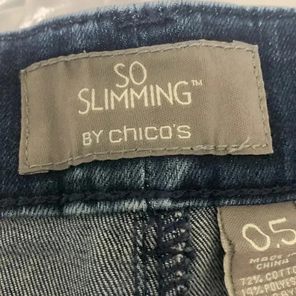 Women’s So Slimming By Chico’s Cropped Dark Denim Pants Size 0.5 EUC - Picture 7 of 8